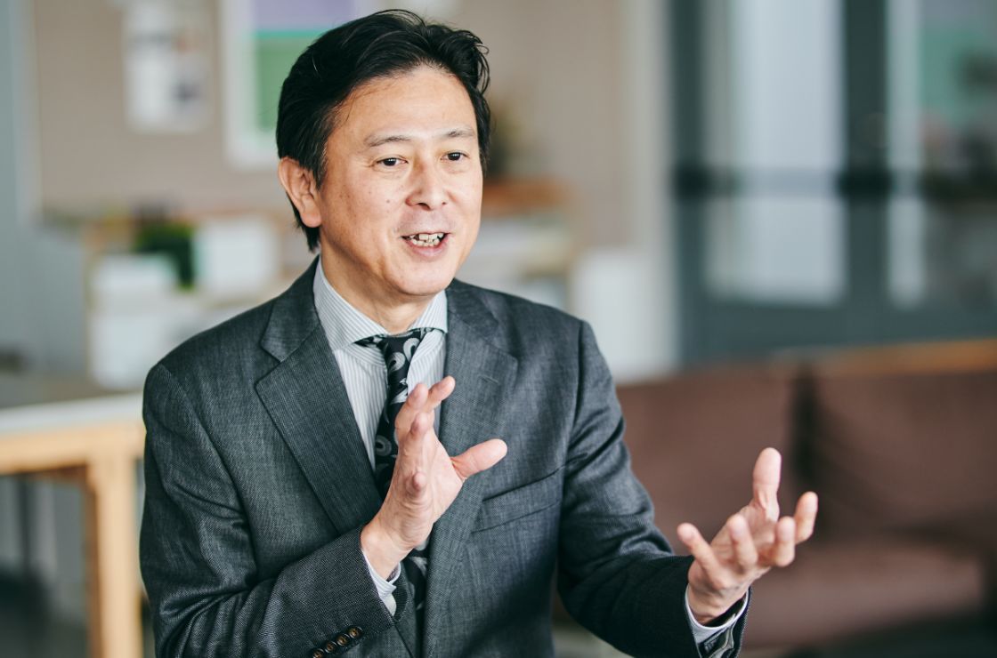 鈴木 武生氏